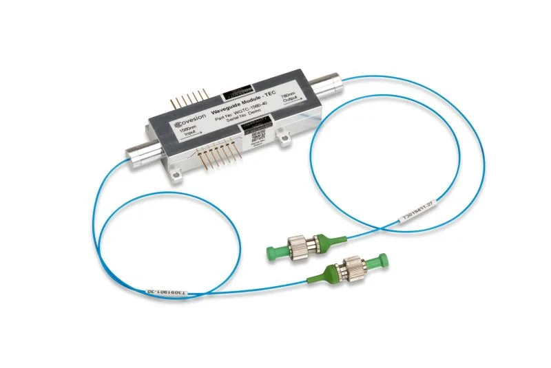 基于Covesion TEC的波导模块。